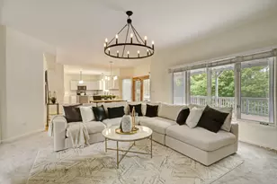 7437 Bittersweet Dr, Gurnee, IL 60031 - Photo 14