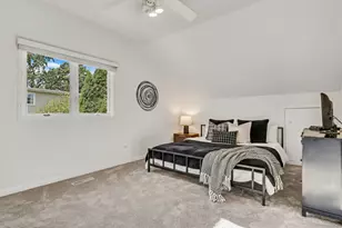 767 Aster Dr, Gurnee, IL 60031 - Photo 48