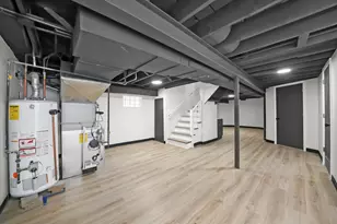 4840 W Waveland Ave, Chicago, IL 60641 - Photo 24