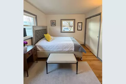 833 Sheldon Avenue, Aurora, IL 60506 - Photo 4