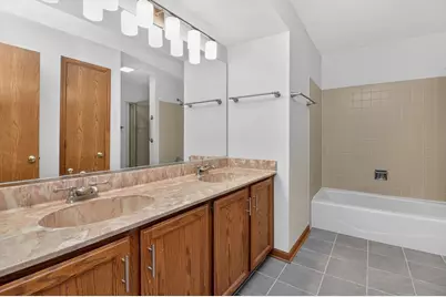 5444 Ashbrook Place, Downers Grove, IL 60515 - Photo 6