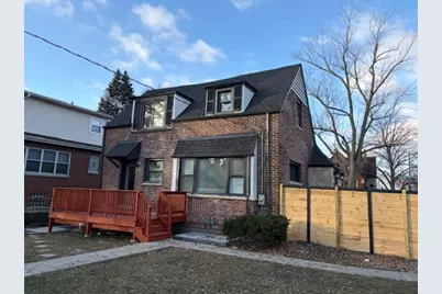 9001 S Claremont Avenue, Chicago, IL 60643 - Photo 2