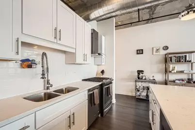 50 E 16th Street #1111, Chicago, IL 60616 - Photo 14