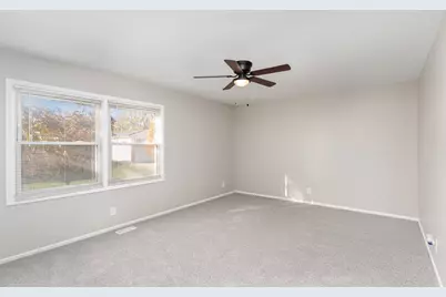 355 Crestwood Court, Algonquin, IL 60102 - Photo 14