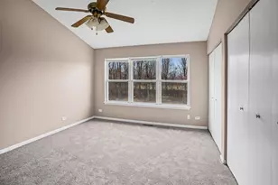 769 Chesterfield Ln, North Aurora, IL 60542 - Photo 12