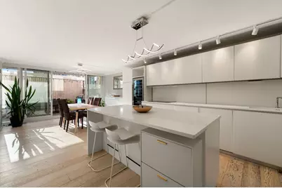 1516 N State Parkway #5D, Chicago, IL 60610 - Photo 4