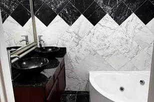 4852 S Prairie Ave, Chicago, IL 60615 - Photo 12