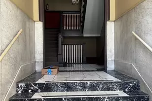 4852 S Prairie Ave, Chicago, IL 60615 - Photo 2