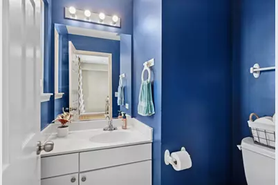 220 Pinehurst Drive, Mundelein, IL 60060 - Photo 10