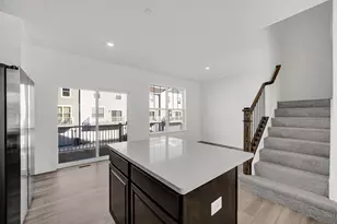 203 Settlers Pl, West Dundee, IL 60118 - Photo 10