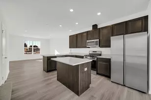 203 Settlers Pl, West Dundee, IL 60118 - Photo 8