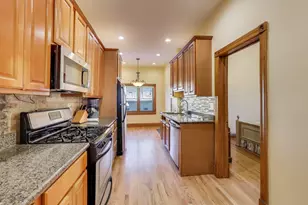 109 S Grove Ave, Oak Park, IL 60302 - Photo 6