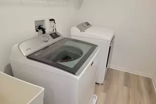 541 Wolverine Dr, Aurora, IL 60502 - Photo 24