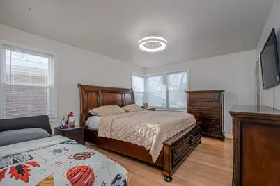 499 Longcommon Road, Riverside, IL 60546 - Photo 12