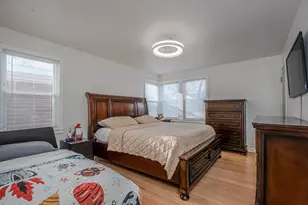 499 Longcommon Rd, Riverside, IL 60546 - Photo 12