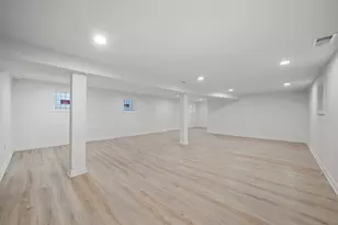 7955 S Harvard Ave, Chicago, IL 60620 - Photo 18
