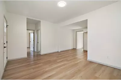 529 E 4th Street, Momence, IL 60954 - Photo 6