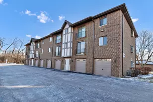 1754 S Washington St, Naperville, IL 60565 - Photo 12