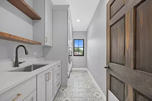 67 Bluff Ave, La Grange, IL 60525 - Photo 14