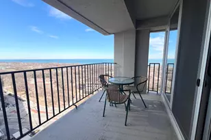 1960 N Lincoln Park W, Chicago, IL 60614 - Photo 4