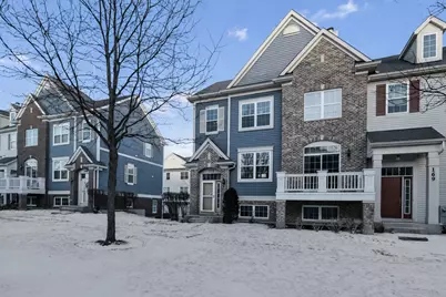 171 Shaftesbury Street #171, Carol Stream, IL 60188 - Photo 2