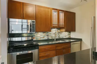 [Address not provided], Chicago, IL 60611 - Photo 2