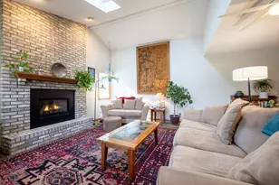 20 Ashley Ln, Champaign, IL 61820 - Photo 6