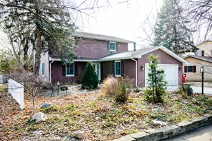 20 Ashley Ln, Champaign, IL 61820 - Photo 2