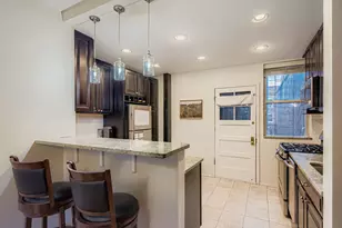 539 W Addison St, Chicago, IL 60613 - Photo 14