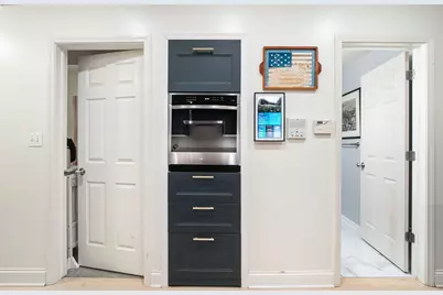 1431 N Bosworth Avenue #2, Chicago, IL 60642 - Photo 4