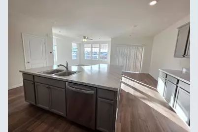 5919 Hawkweed Drive #5919, Naperville, IL 60564 - Photo 14