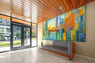 230 E Ontario St, Chicago, IL 60611 - Photo 32