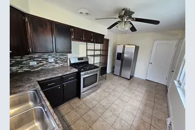 3014 W 163rd Street, Markham, IL 60428 - Photo 4