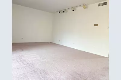 150 E Fountainview Lane #3B, Lombard, IL 60148 - Photo 4