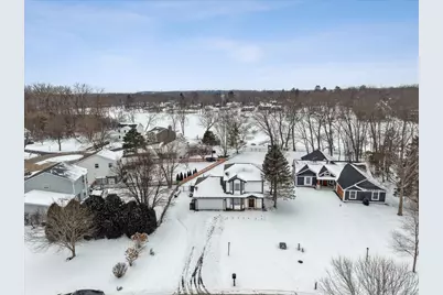 3727 Hale Lane, Island Lake, IL 60042 - Photo 2