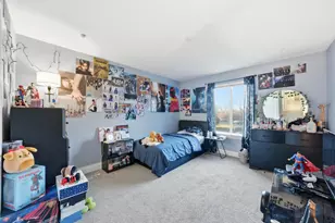 5840 W 104th St, Oak Lawn, IL 60453 - Photo 14