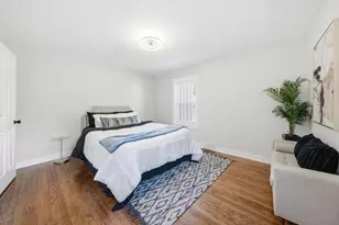 11576 S La Salle St, Chicago, IL 60628 - Photo 14