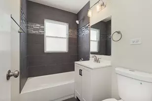 10119 S Yates Blvd, Chicago, IL 60617 - Photo 10