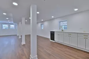 2429 Ridgeland Ave, Berwyn, IL 60402 - Photo 30