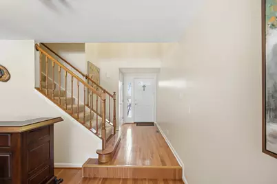 883 Sparta Court, Vernon Hills, IL 60061 - Photo 4