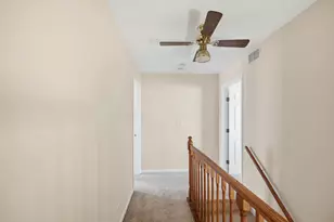 883 Sparta Ct, Vernon Hills, IL 60061 - Photo 18