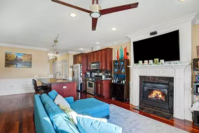 2222 W Belmont Avenue #401, Chicago, IL 60618 - Photo 6