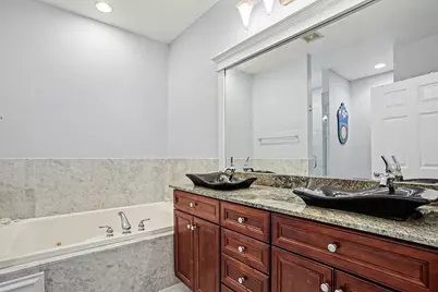 2222 W Belmont Avenue #401, Chicago, IL 60618 - Photo 18