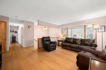 925 Haish Boulevard, Dekalb, IL 60115 - Photo 6