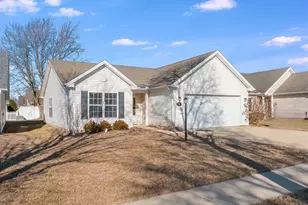 702 Bardeen Ln, Champaign, IL 61822 - Photo 2