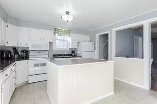 154 W Main St, El Paso, IL 61738 - Photo 12