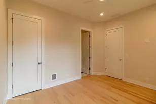 507 E 60th St, Chicago, IL 60637 - Photo 10