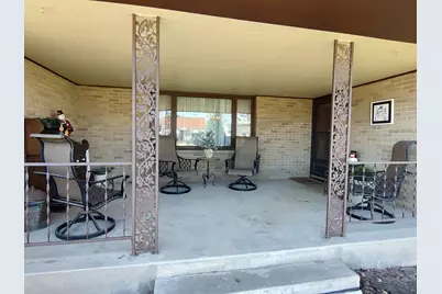 1221 Warren Avenue, Belvidere, IL 61008 - Photo 14
