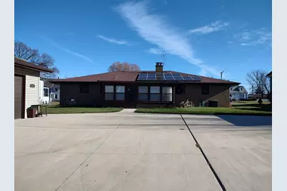 1221 Warren Avenue, Belvidere, IL 61008 - Photo 6