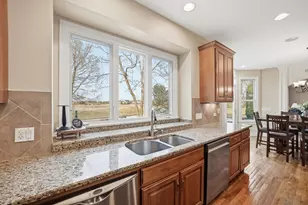 660 Avon Ct, Elburn, IL 60119 - Photo 8